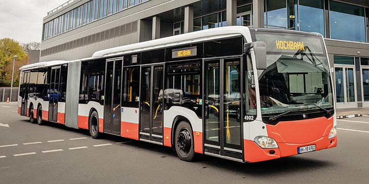 Hamburg stellt weitere Groraum-Busse in Dienst
