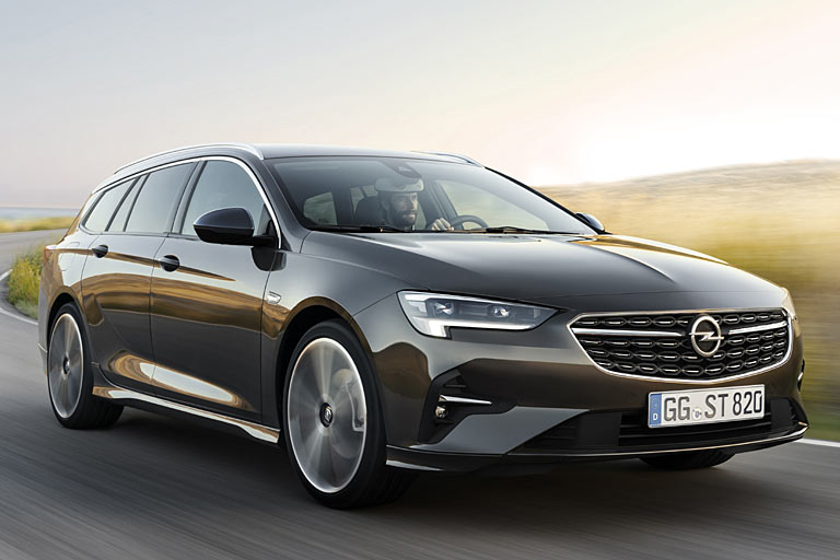 Warum Opel das berwiegend ansehnliche Auto so lustlos fotografiert, bleibt offen