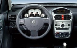 Neues Cockpit-Design mit Multifunktionslenkrad, Bild: Opel AG