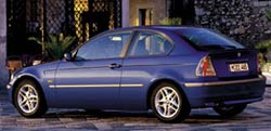 Heckleuchten mit Anleihen beim Lexus IS 200?; Bild: BMW AG