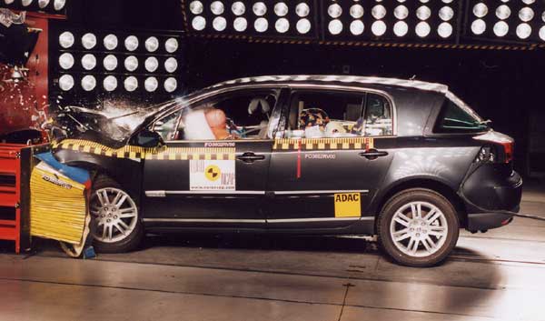 Auch der extravagante Renault Vel Satis erreicht fnf Sterne
