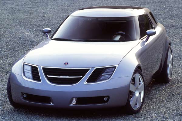 Optisches Vorbild fr die Front war der Saab 9X, eine vier Jahre alte Studie