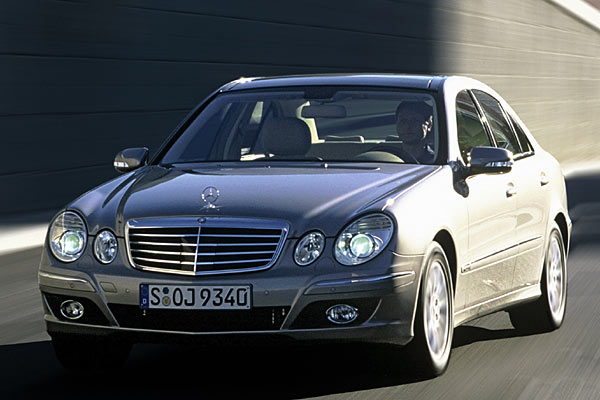 Fotostrecke: Modellpflege für die Mercedes E-Klasse (W211/S211) (Bild 1 von  14) [Autokiste]