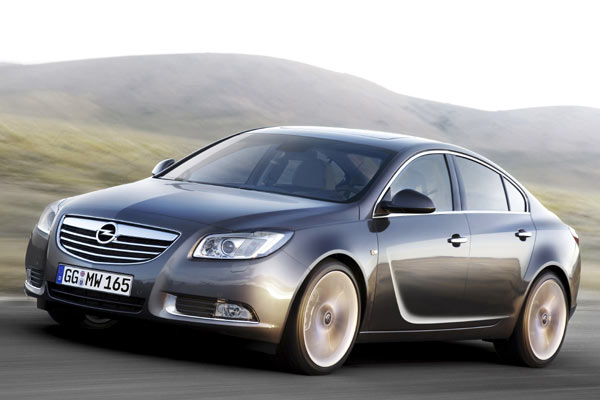 Neues Auto, neuer Name: Gestatten, Opel Insignia. Der Vectra-Nachfolger kommt im November