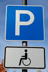 Urteil: Behinderten-Parkplatz nichts fr Hochschwangere