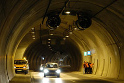 Schweiz: Nchtliche Sperrungen im Gotthard-Tunnel