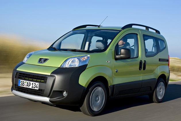 Nach Expert und Partner bringt jetzt auch Peugeot eine Pkw-orientierte Variante des kleinen Nutzfahrzeugs Bipper