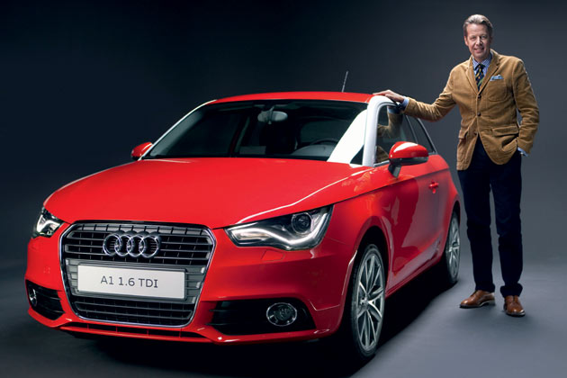 Audi-Designchef Stefan Sielaff an seinem neuesten Entwurf. Abzuwarten bleibt, wie das Auto in einer anderen Farbe und mit 15-Zoll-Rdern wirkt