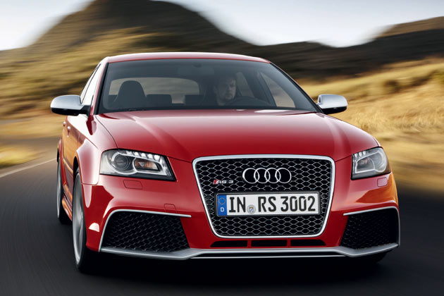 Audi krnt die A3-Baureihe auf ihre alten Tage mit dem brenstarken RS3 als neuem Topmodell