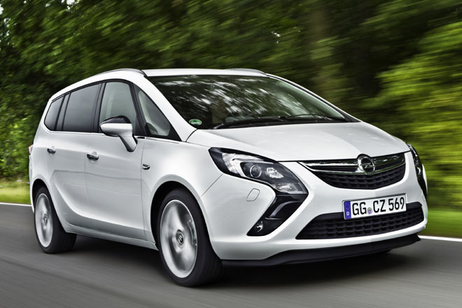 Opel bietet den neuen Zafira Tourer ab Januar 2012 auch in einer Erdgas-Variante an
