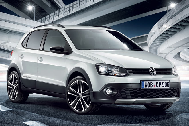 VW legt ein Sondermodell des CrossPolo auf. Erstmals gibt es den auf Offroad-Look getrimmten Kleinwagen in wei