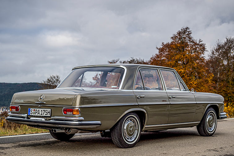 Mercedes-Benz 280SE W108