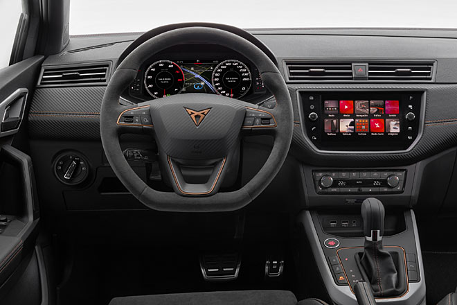 Blick ins Interieur des Cupra Ibiza