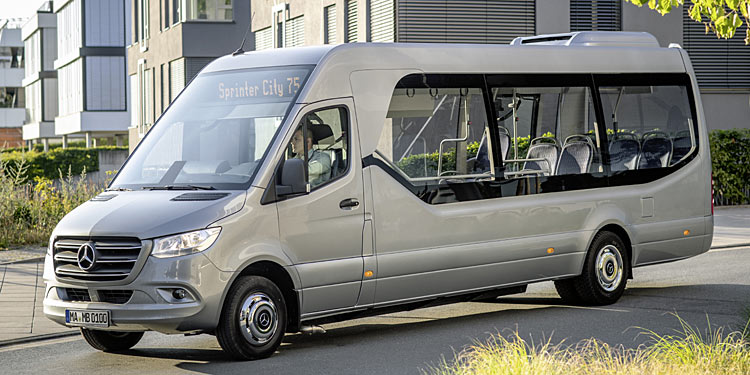 Mercedes: Neue Minibusse für bis zu 38 Personen