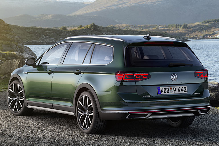 ... faktischer Hherlegung der Karosserie gerne tief liegend darstellt