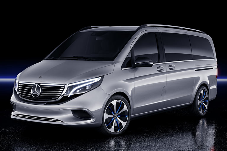Mercedes zeigt in Genf das Concept EQV, eine vollelektrische V-Klasse mit EQ-Designspielereien. Das Serienmodell kommt zur IAA im September 2019