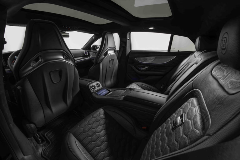 Auch im Fond, wo wohl nie jemand sitzen wird, geht es luxuri�s zu