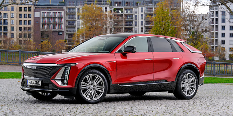 Cadillac kommt zurck: Gestatten, Lyric