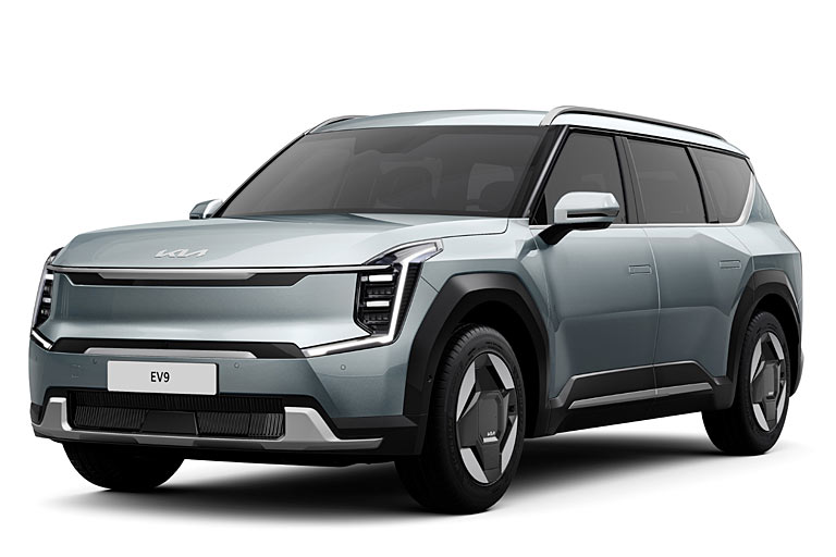 Das ebenfalls neue Basismodell »Air« verzichtet auf den Glanzlack an den Radhusern und ist mit reduzierter Ausstattung und Akkugre bereits ab 62.000 Euro zu haben