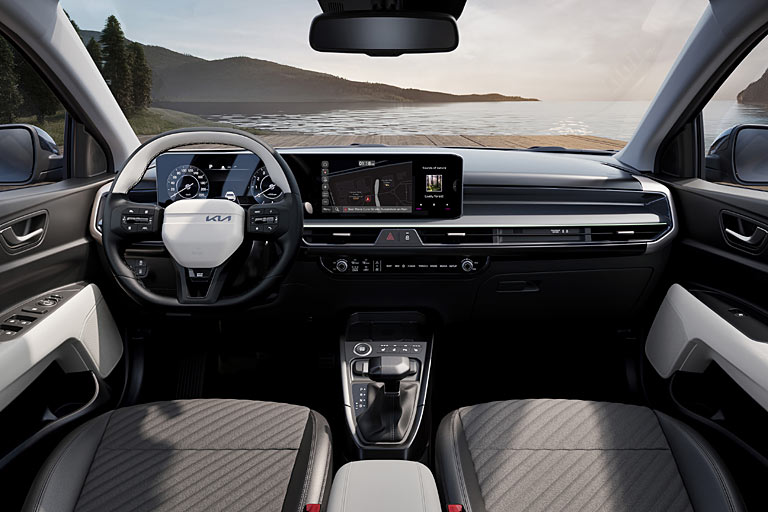 Blick ins Interieur: Zwei 12,3 Zoll groe Bildschirme nebeneinander bilden jetzt das Panoramadisplay. Auch die Klimabedieneinheit ist neu. Die nderungen bedingen auch ein neues Armaturenbrett mit modifizierten Luftduschen