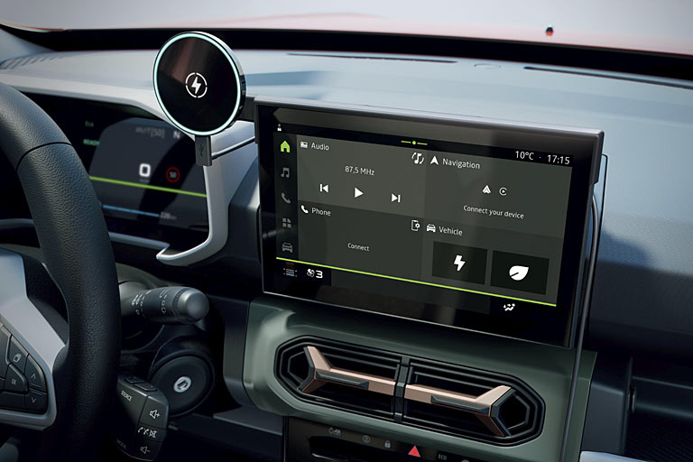 Das 7-Zoll-Fahrerdisplay ist stets Serie, das 10-Zoll-Zentraldisplay ausstattungsabhängig