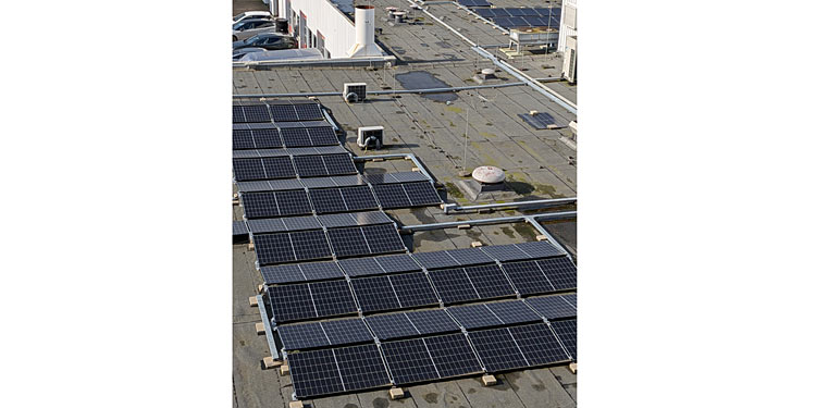 Toyota: Mehr Sonnenstrom aus Köln