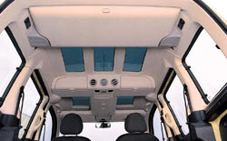 Mehr Komfort und Stauraum: Optionales Multifunktionsdach; Bild: Peugeot