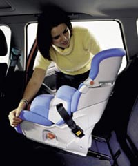 Neu: BMW Junior Seat mit ISOFIX-Befestigung | Bild: BMW AG