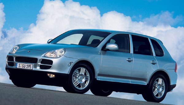 Der grte Porsche aller Zeiten und der erste viertrige Serien-Porsche: Cayenne, ab Herbst 2002
