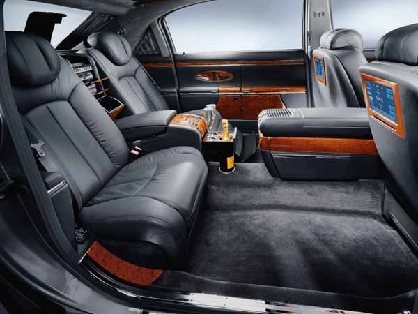 Alles im berfluss: Platz, Komfort und Luxus im Fond des Maybach 62