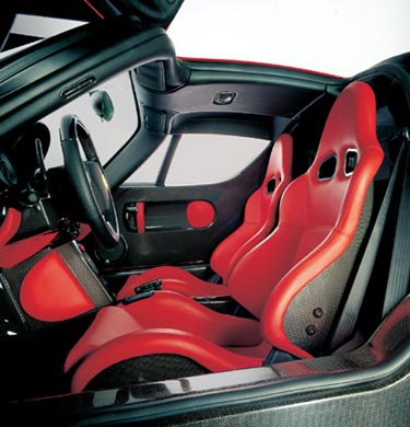 Die in vier Gren erhltlichen Sitze wiegen nur 12,4 Kilogramm