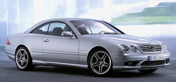 CL 65 AMG: 19 Zoll-Rder und Aerodynamik-Anbauteile stren etwas die elegante Linie des groen Mercedes-Coups 