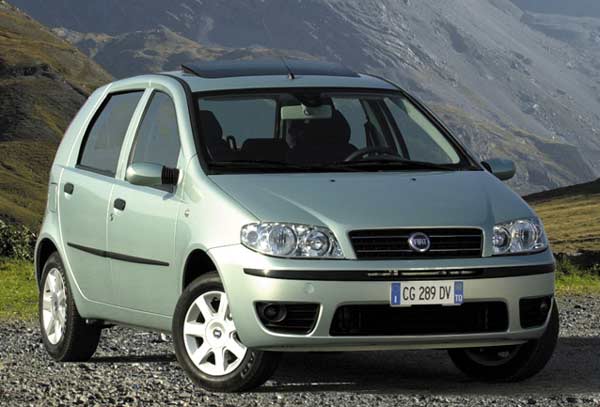 Ab Juni 2003 und ab ca. 10.600 Euro beim Händler: Fiat Punto