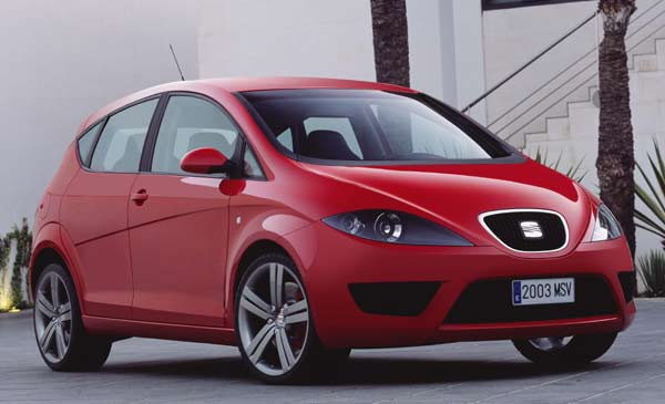 Gestatten, Seat Altea. Der Prototyp kommt 2004 fast unver�ndert als Serienmodell