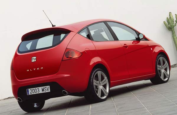 Auch von hinten bietet der Altea einen interessanten Anblick