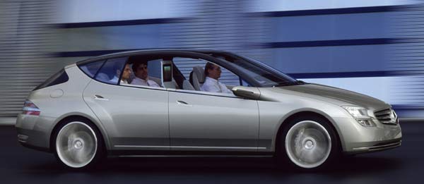 Das F500-Au�endesign wirkt noch unausgegoren