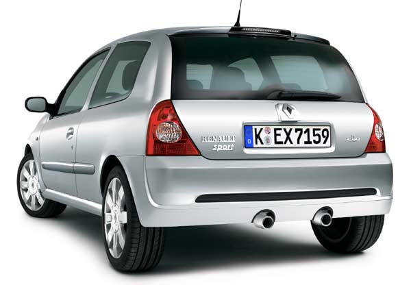 Die »Renault Sport«-Variante verfgt ber eine Auspuffanlage im Stil des Clio V6