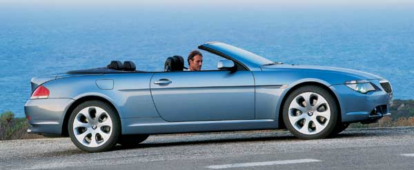 ... Dich. Die Prozedur dauert 25 Sekunden und funktioniert bis zu Geschwindigkeiten von 30 km/h