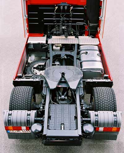 Die Superbreitreifen mit Notlaufeigenschaften bringen bis zu 200 kg Gewichtsersparnis