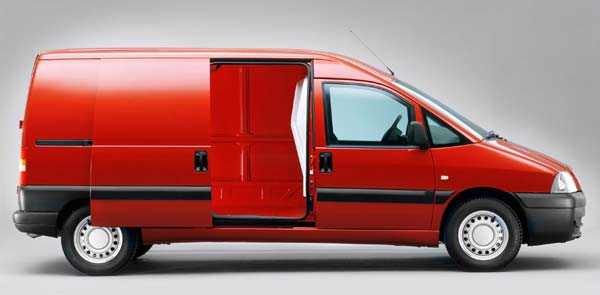 Platz fr zwei Euro-Paletten: Fiat Scudo