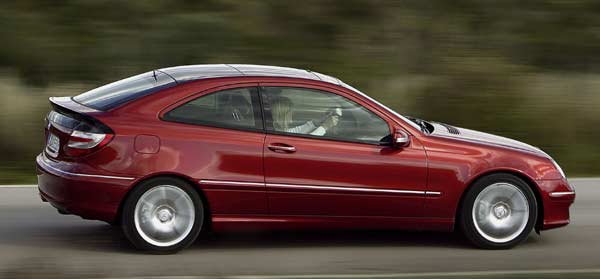 Das &raquo;Sportcoup�&laquo; bekommt eine neu gestaltete R�ckleuchtengrafik