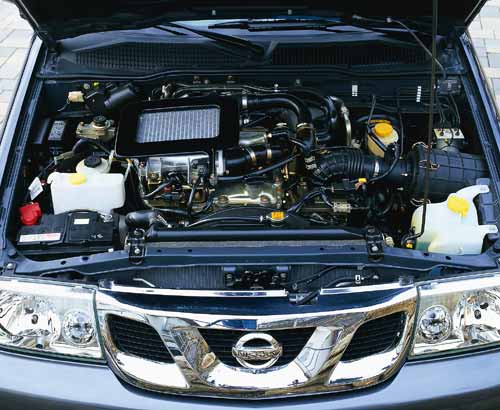 Den Terrano gibt es auch mit einem 3,0 Liter-Diesel mit vier Zylindern
