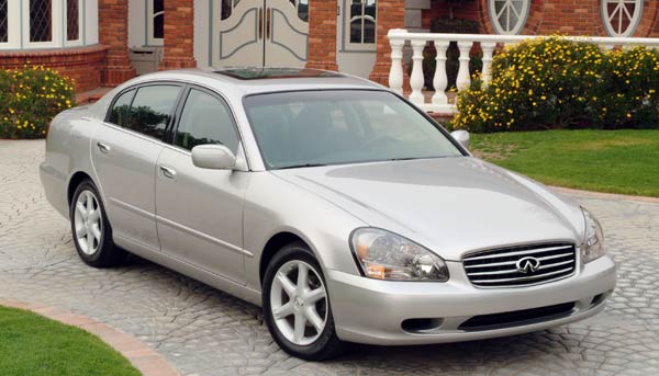 Gro, aber ein bisschen bieder wirkend: Infiniti Q45