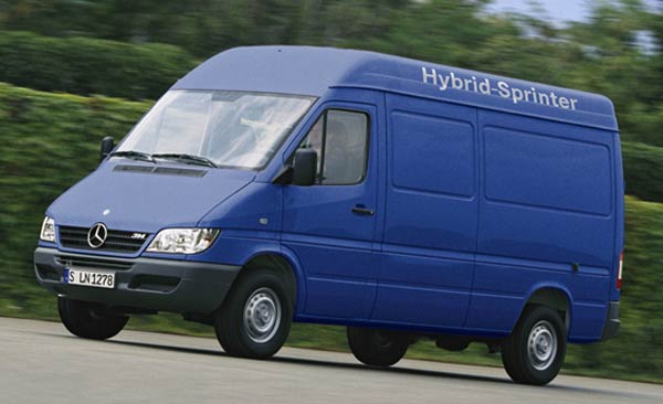 uerlich gibt sich der Hybrid-Sprinter nicht zu erkennen, auer »