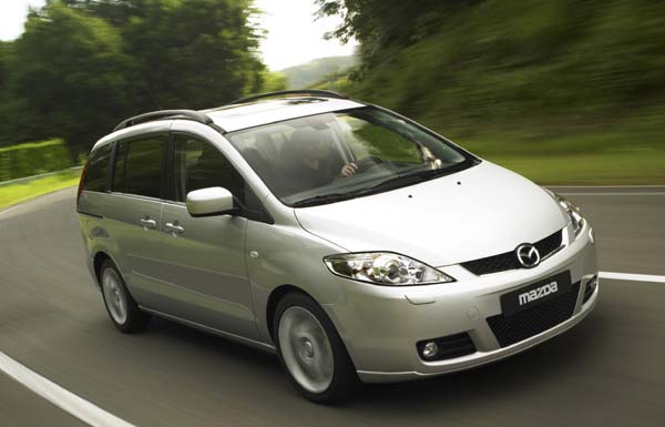 Künftig gibt es zwei Schiebetüren für die Fondpassagiere