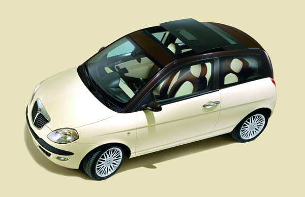 Statt der roten Farbe fr den oberen Bereich ist auch ein Braunton erhltlich