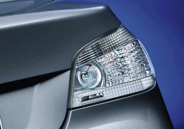 Neue Rückleuchten für den Fünfer-BMW mit Diadem-Glühbirnen