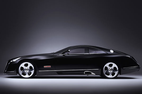 Imposante Silhouette: Maybach Exelero