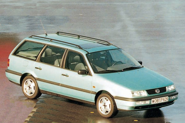 Noch eine Generation zurck: Variant der dritten Passat-Generation in der Facelift-Version von 1993