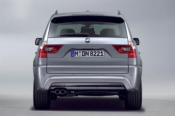 ... sowie anderen Auspuff-Endrohren